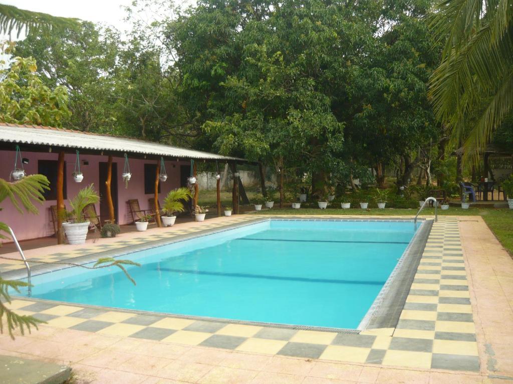 Sunrise Holiday Resort Хабарана Екстер'єр фото