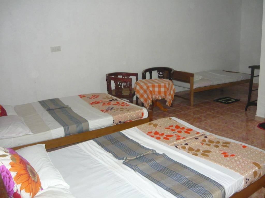 Sunrise Holiday Resort Хабарана Номер фото